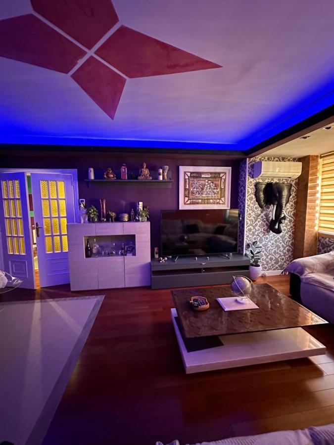 Madera De Olmo Apartment Мадрид Екстериор снимка